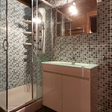 Дом отдыха Unique Wooden Обидуш