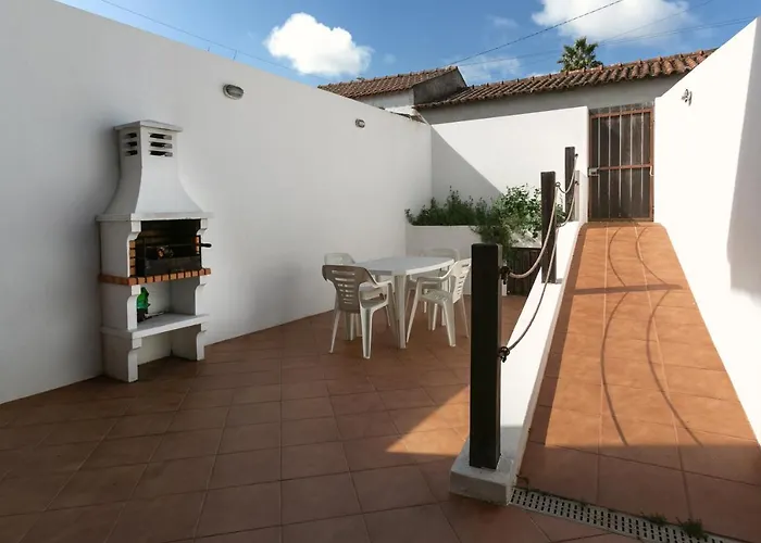 Unique Wooden Casa de Férias Óbidos